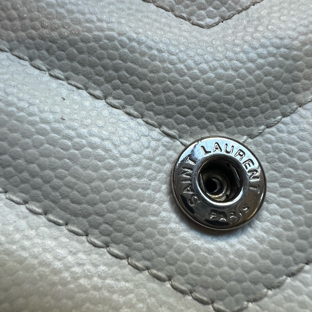 Yves Saint Laurent Beige Quilted Leather Chain Crossbody - Picture 9 of 15